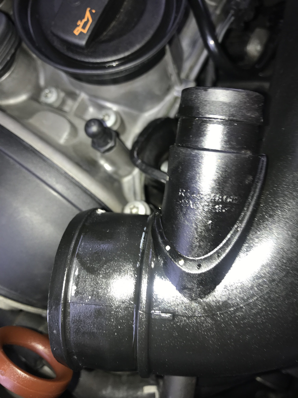 Замена уплотнительных колец трубок МО - Audi A4 (B8), 1,8 л, 2009 года своими ру