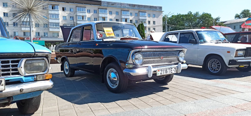 Москвич 412 прототип. На что похож москвич. На что похож москвич. Новый москвич 412 2022. Иномарка похожая на москвич.