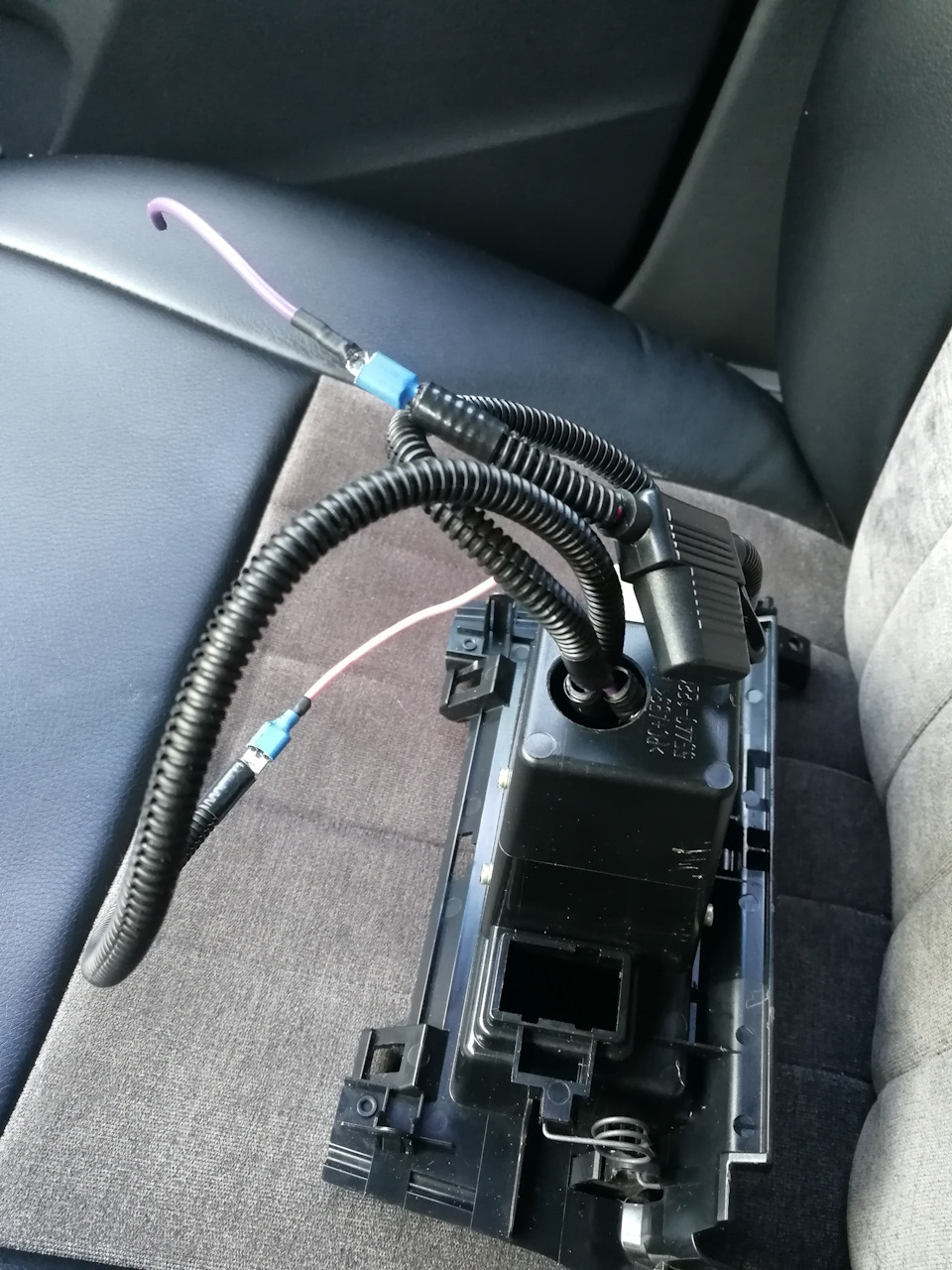 Замена ковролина в салоне ВАЗ 2107 — DRIVE2