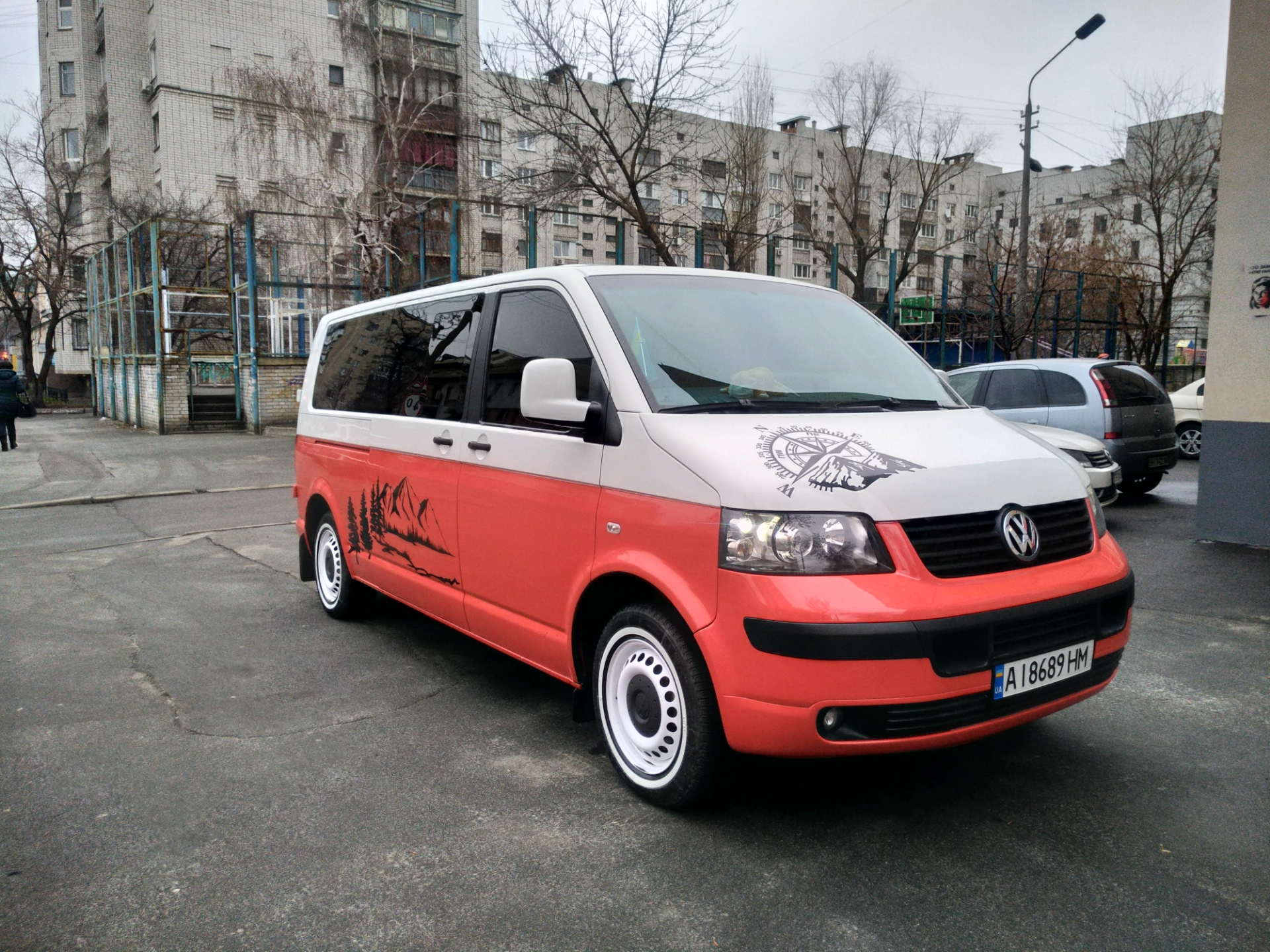 VW Transporter t5 брендирование