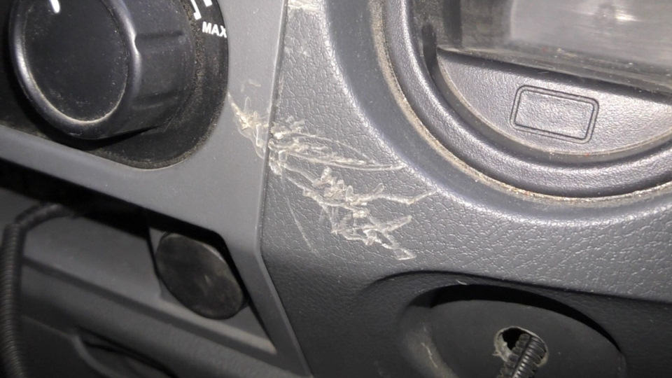 Удаление глубоких царапин на пластике. Газель Некст. Оценка результата ...