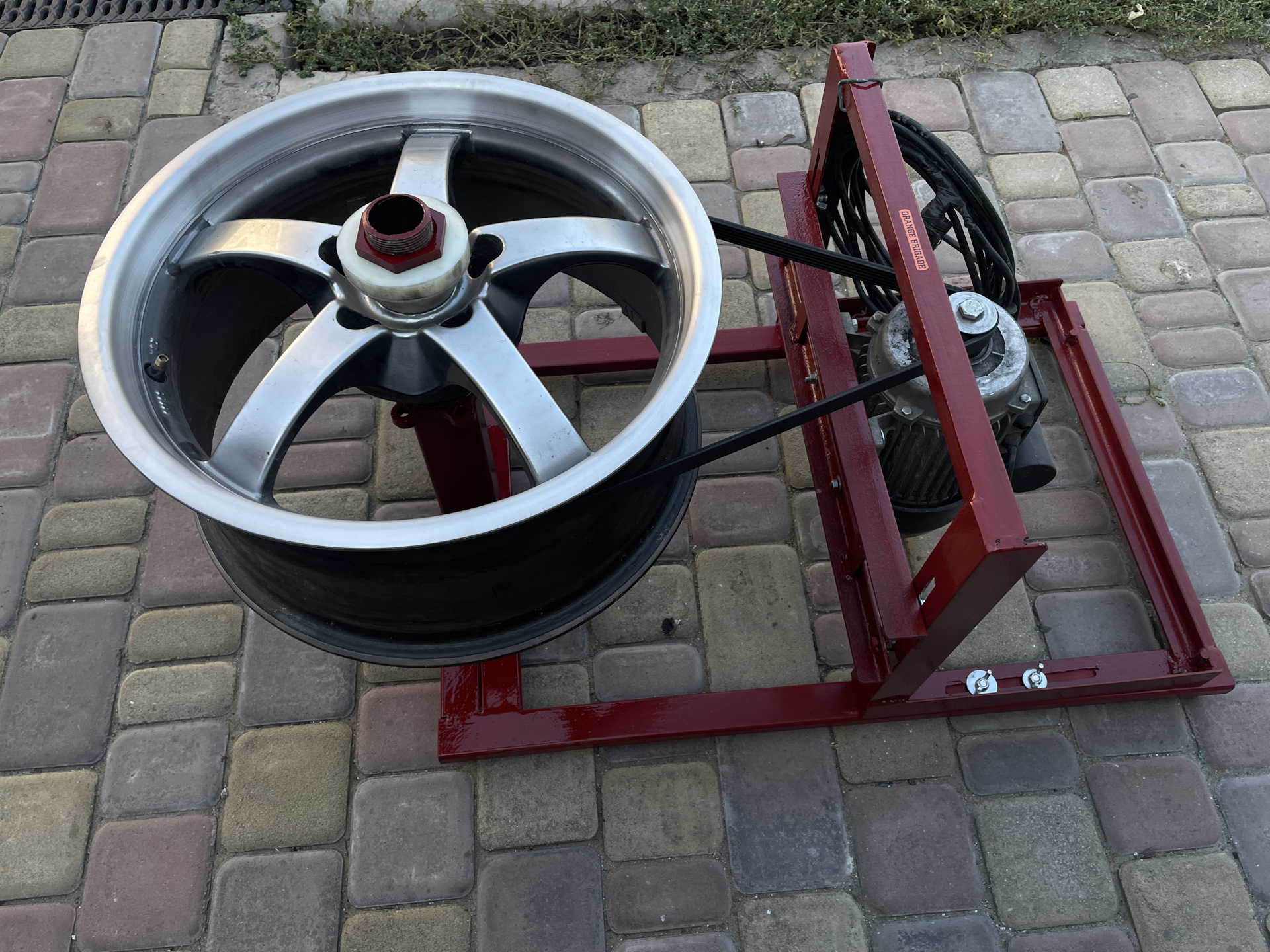 Станок для полировки дисков — Volkswagen Golf Mk4, 1,6 л, 2002 года ...