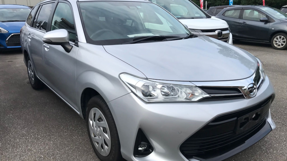 Toyota Corolla Fielder Фил