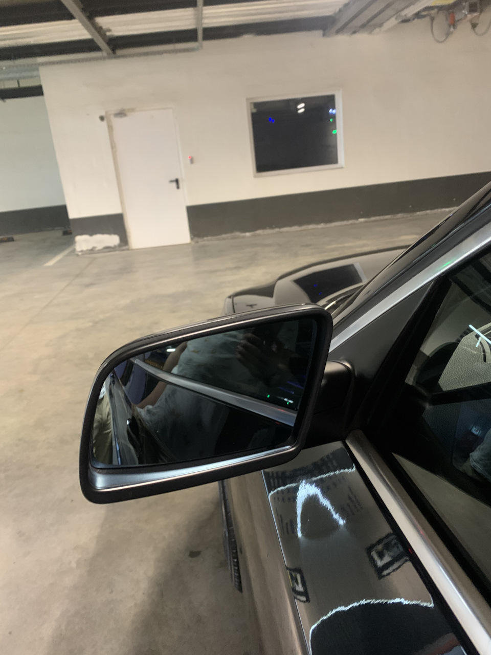 Замена оригинальных боковых зеркал — BMW 5 series (E60), 3 л, 2008 года ...