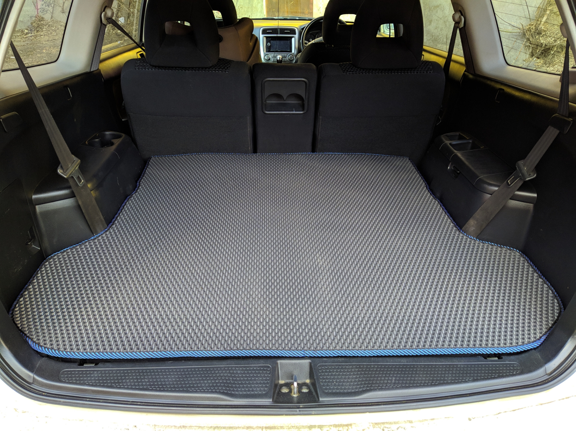 Купить Сиденья Хонда Стрим