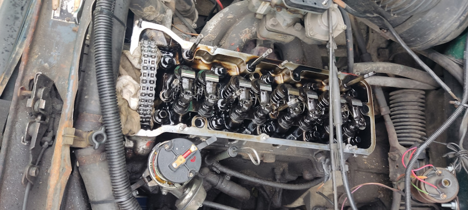 Замена маслосъемных колпачков — Москвич Святогор, 1,6 л, 1999 года ...