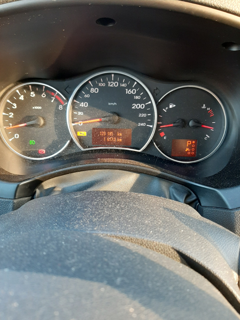 Замена масла в ДВС — Renault Koleos (1G), 2,5 л, 2010 года | плановое ...