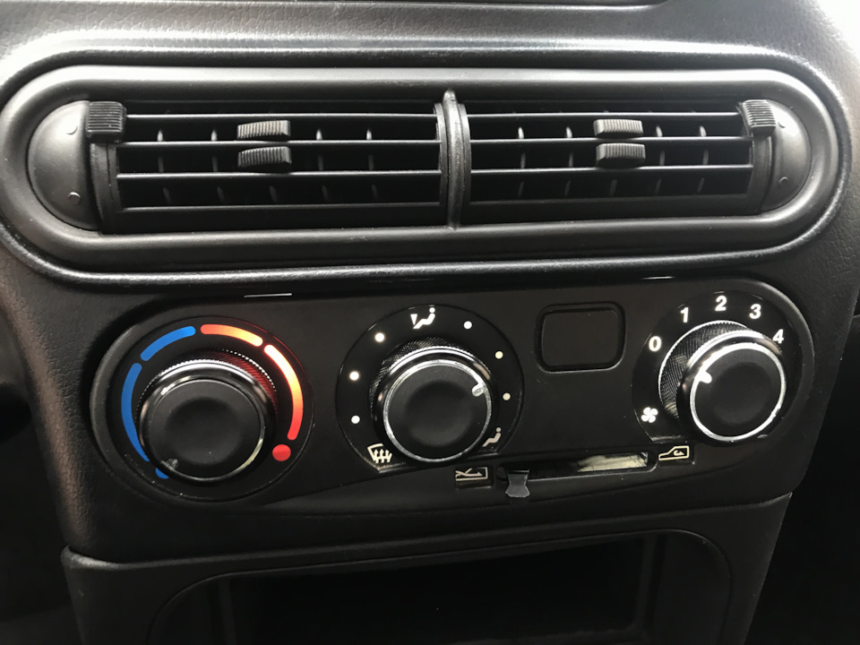 Замена блока управления печки. — Chevrolet Niva GLX, 1,7 л, 2015 года ...