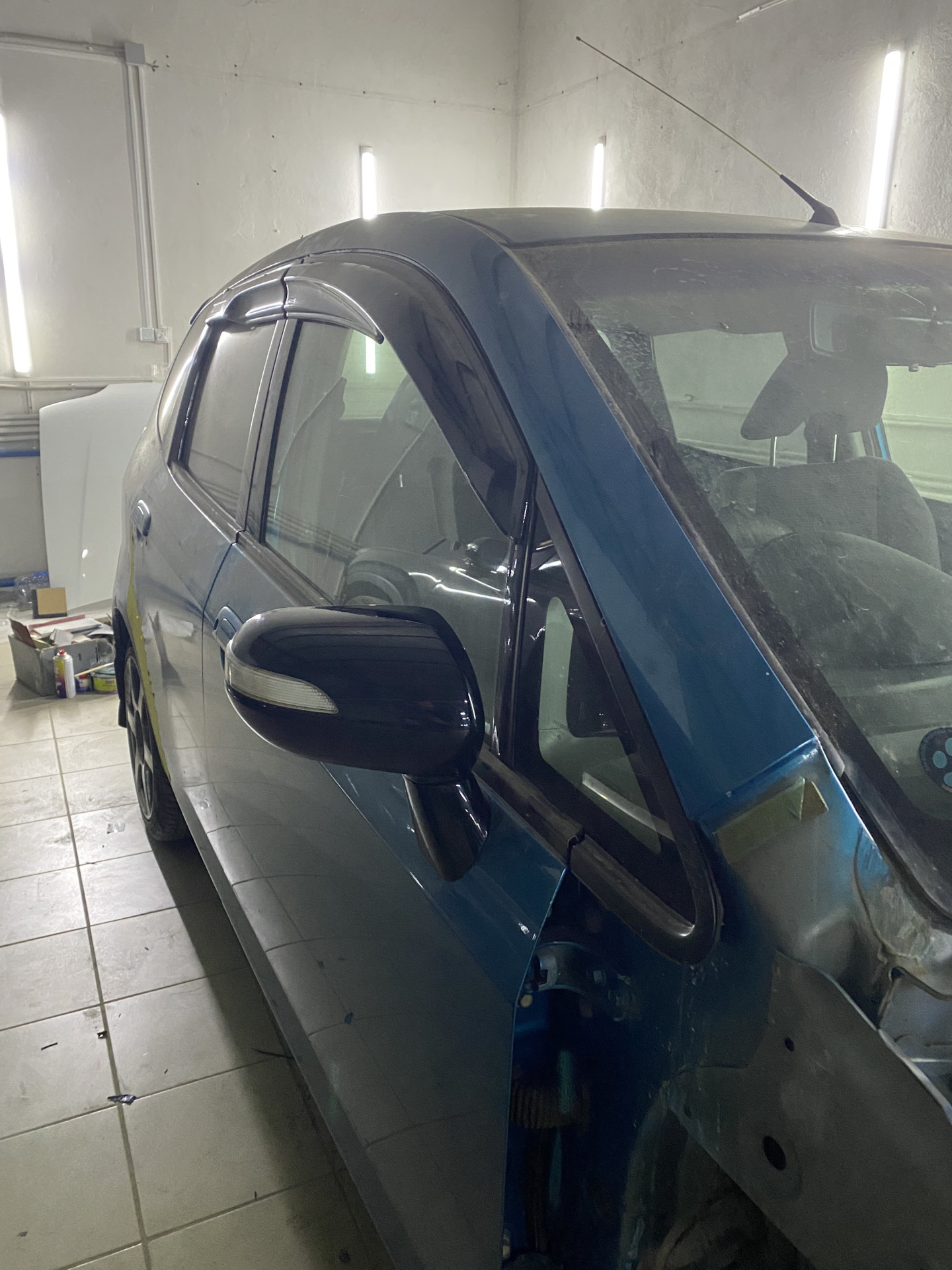 Зеркала с повторителями. — Honda Fit (1G), 1,3 л, 2002 года | своими ...