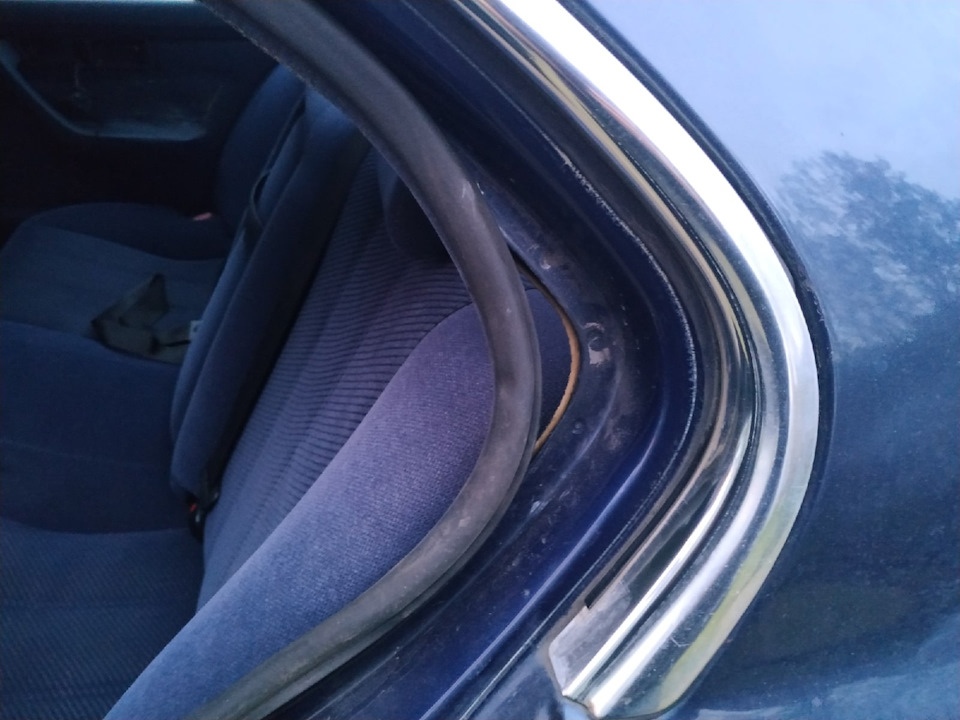 Замена уплотнительных резинок дверей на BMW E34 от BMW E60 — BMW 5 ...
