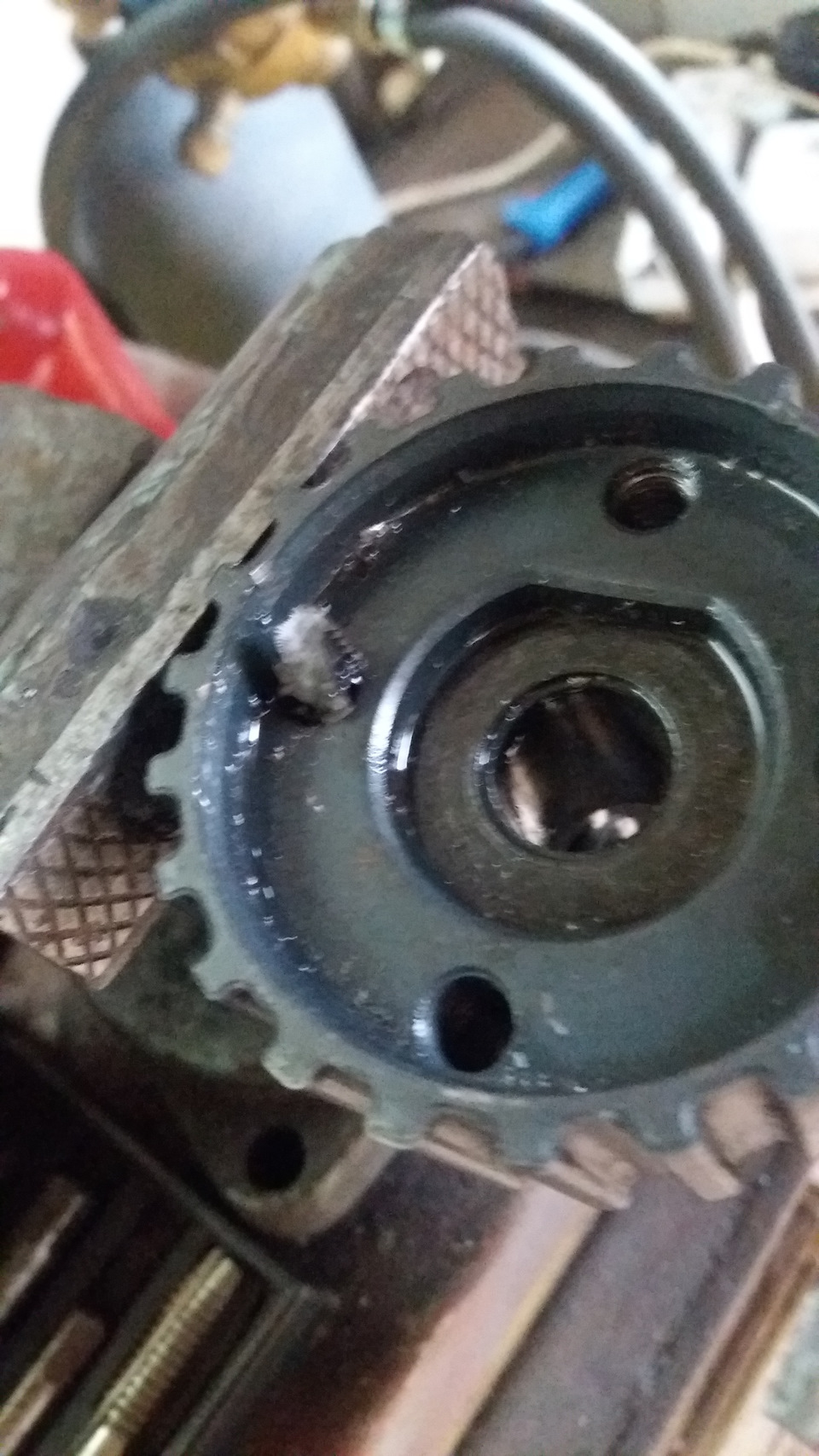 Сорвало болты шкива коленвала, или Made in Germany. — Volkswagen Golf ...