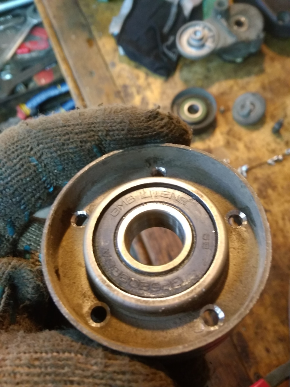 Подшипник в натяжном ролике и вопрос по свету — Opel Astra H, 1,8 л ...