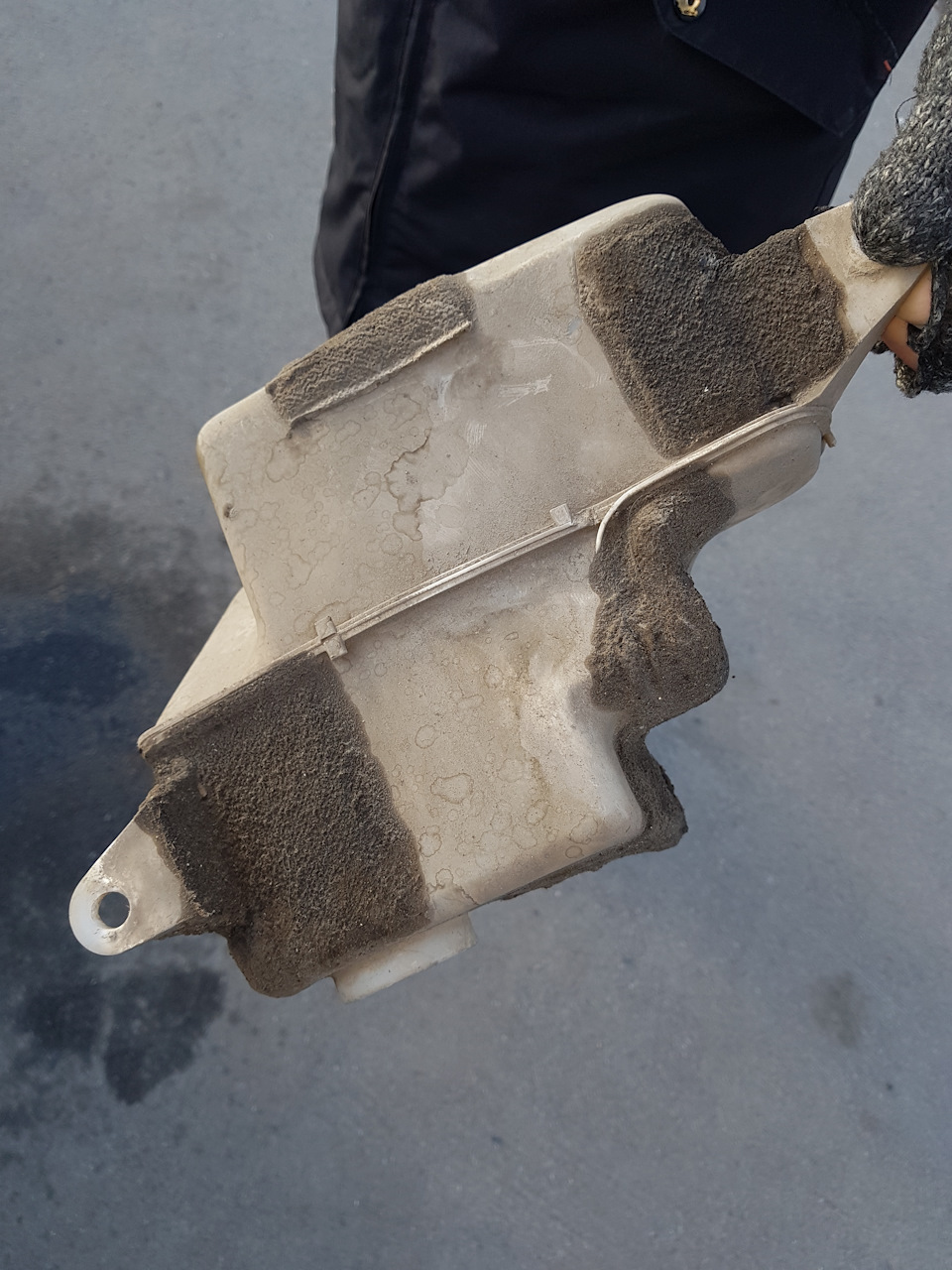 Ремонт стеклоомывателя. Бочек потик… — Toyota Carina ED (3G), 2 л ...