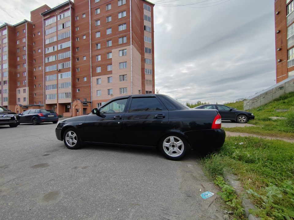Стойки АСТОН — 70 в круг — Lada Приора седан, 1,6 л, 2009 года ...
