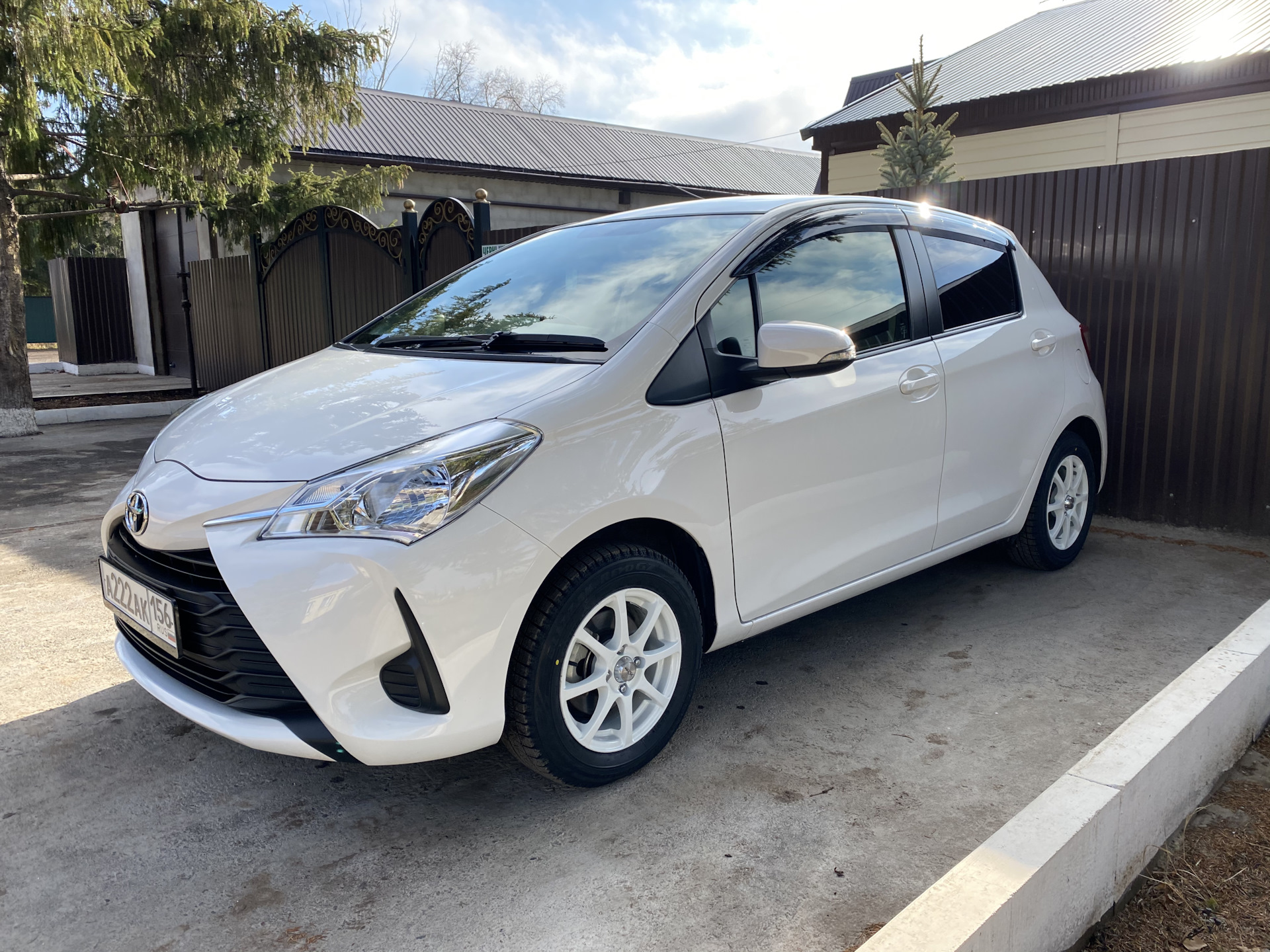 Toyota Vitz 130