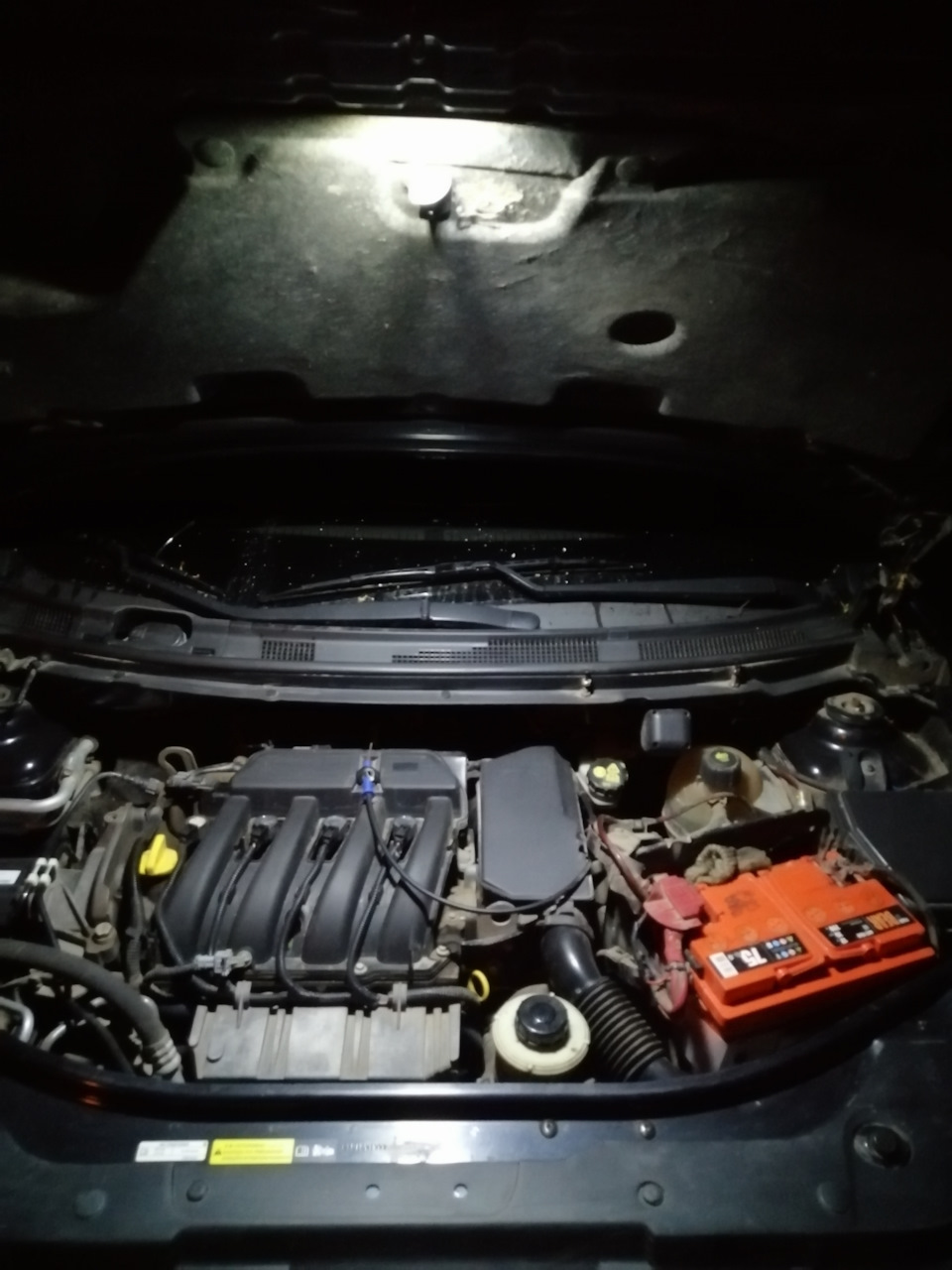Фото в бортжурнале Nissan Almera V (G11/15)