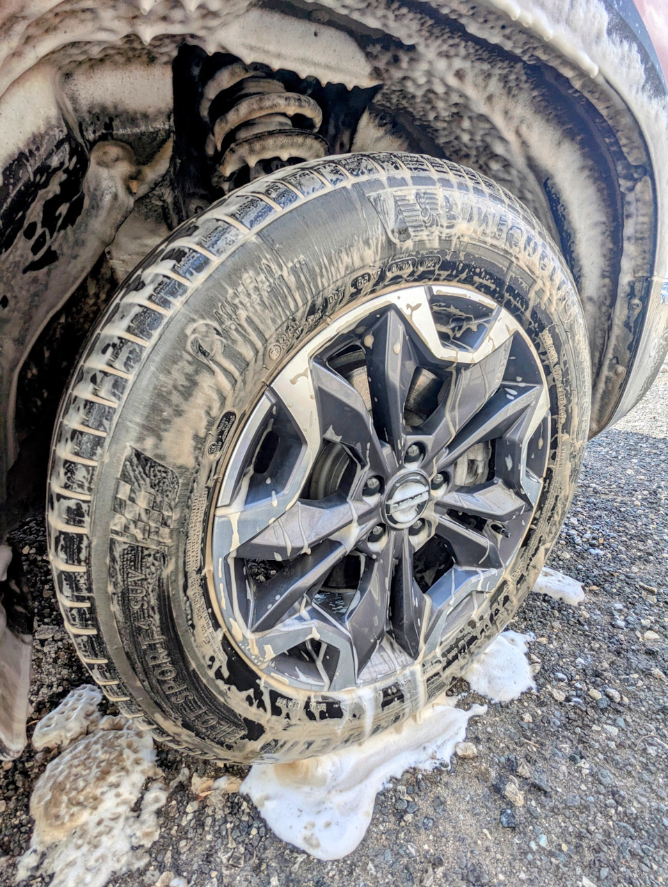 Простая пена на подкрылках и резине Haval Dargo — Haval Dargo