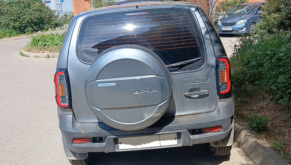 Задние фонари Нива Тревел (ОСВАР) — Chevrolet Niva GLX, 1,7 л, 2009 ...