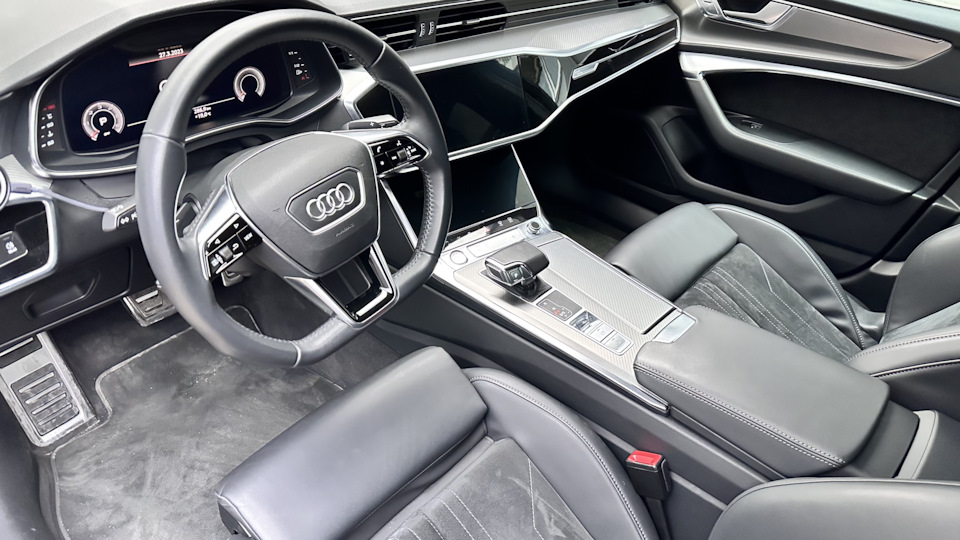 Нормальные подстаканники — Audi A6 (C8), 2 л, 2019 года | стайлинг | DRIVE2