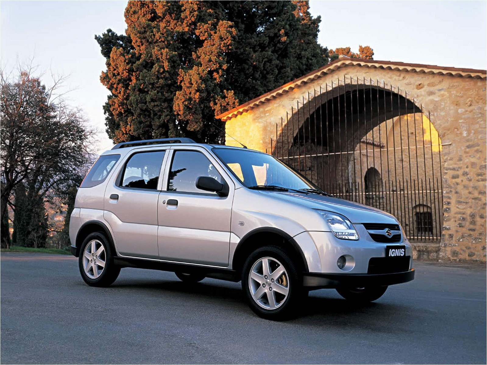 Автомобиль сузуки игнис. 5. Судзуки игнис. Сузуки игнис 2003. Сузуки игнис 2003 ходовая.