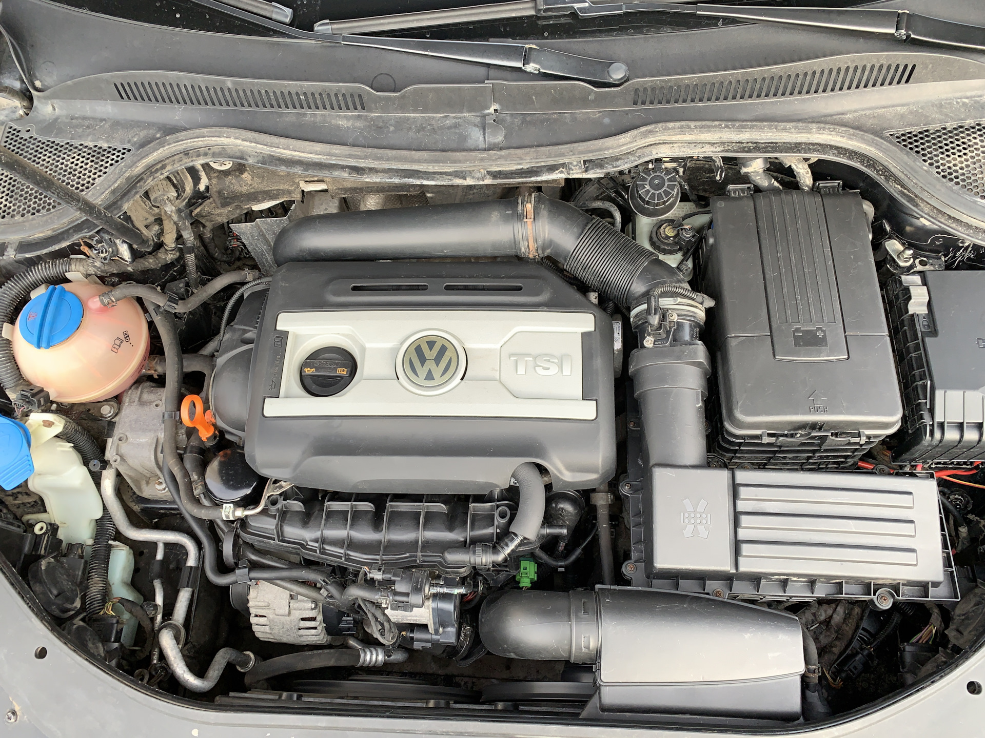 Двигатель VW Passat cc 1.8 TSI