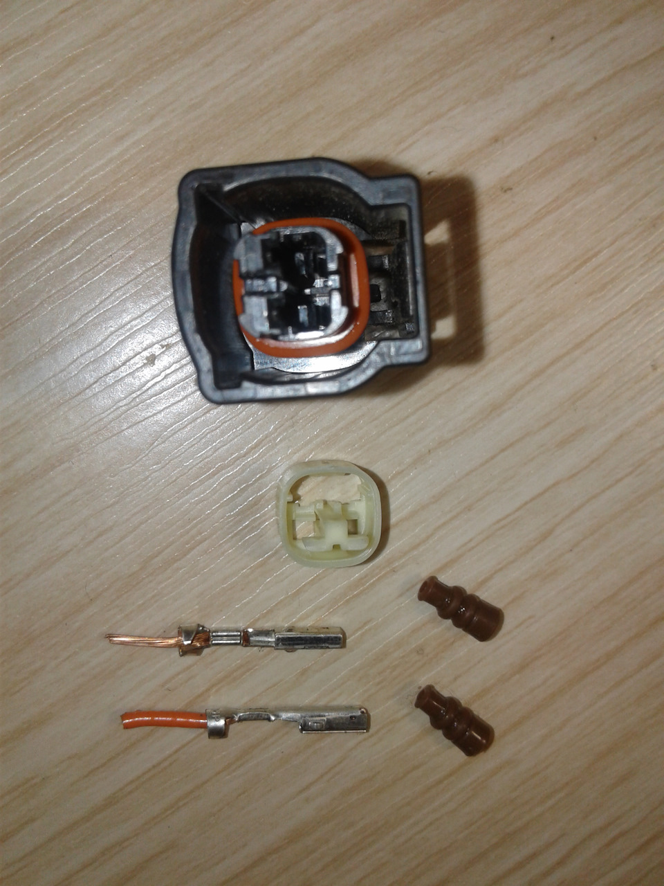 Загорелась лампочка SRS AIRBAG — Toyota Corolla Verso, 1,8 л, 2005 года ...