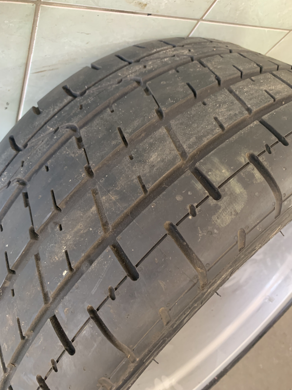 Дважды замена шин — Mercedes-Benz CLS Shooting Brake (X218), 3,5 л ...