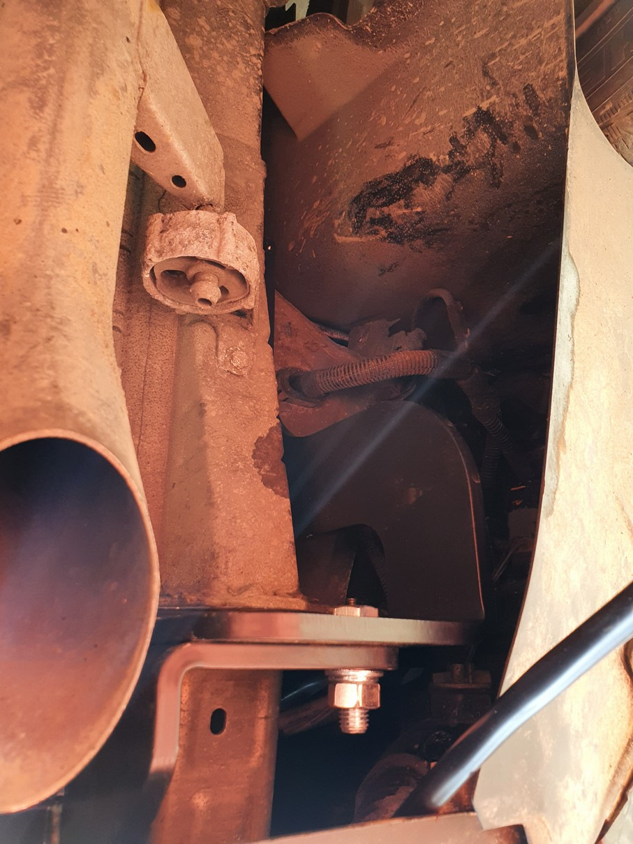 Установка прицепного устройства — Citroen Grand C4 Picasso (2G), 1,6 л ...