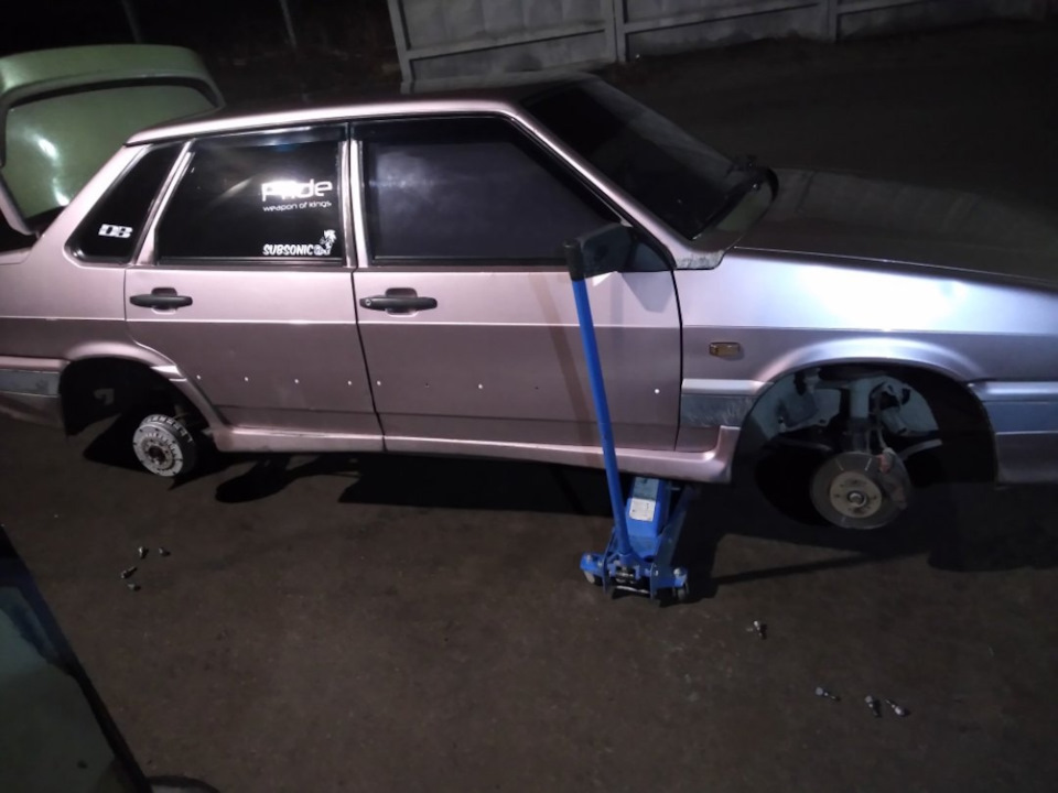 Подшипники ступицы — Lada 2115, 1,6 л, 2001 года | запчасти | DRIVE2