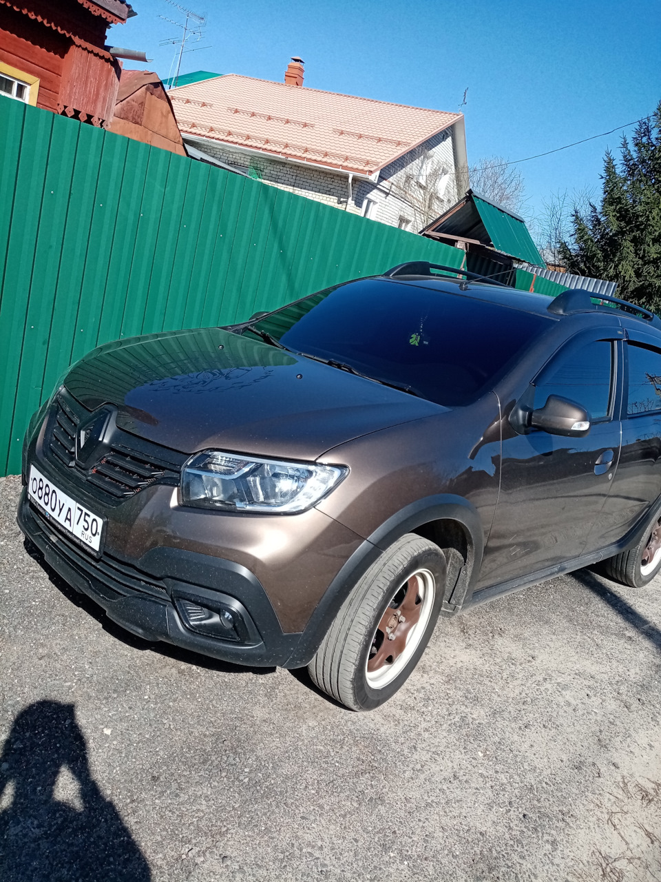 Тонировка лба и номера без флага — Renault Sandero Stepway (2G), 1,6 л ...