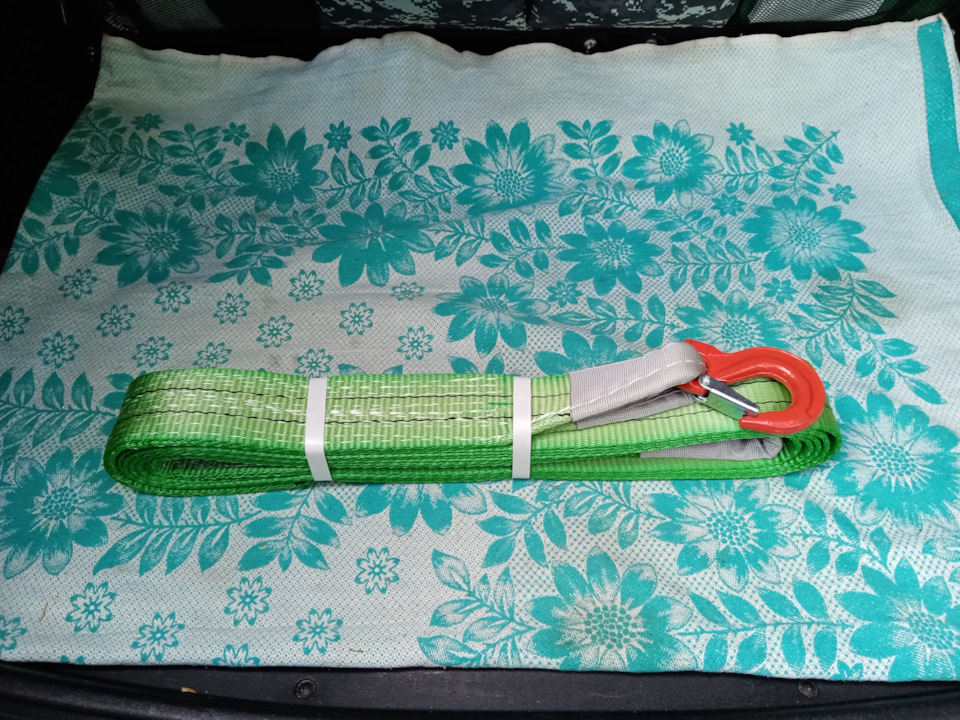 Буксировочный трос. — Chevrolet Niva GLX, 1,7 л, 2013 года | аксессуары ...