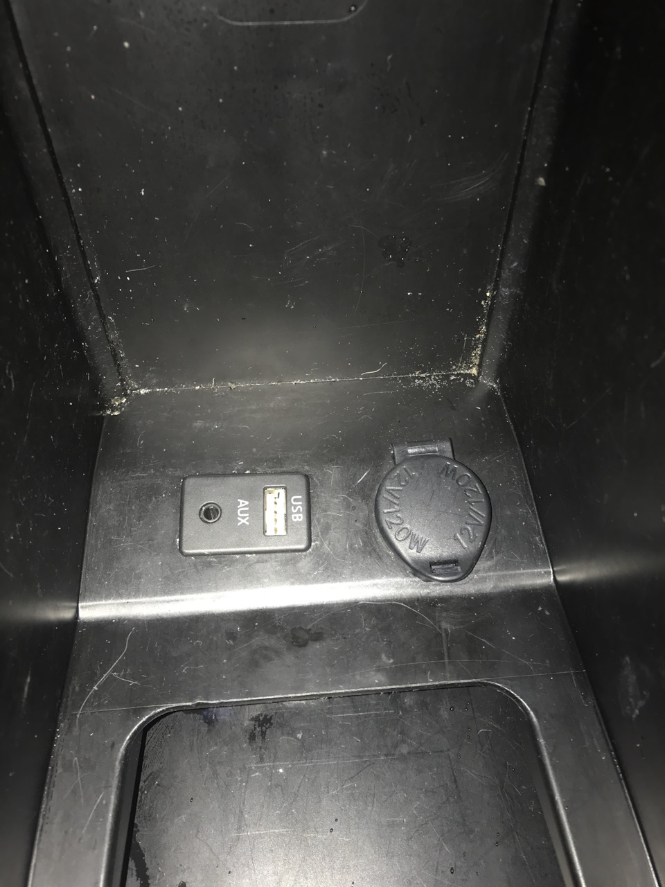 Подключение AUX и USB — Toyota Prius (20), 1,5 л, 2008 года ...