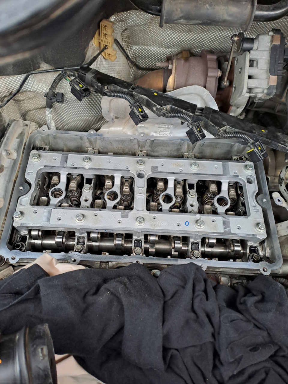 Замена плиты рокеров 248т — Ford Transit (8G), 2,2 л, 2020 года ...