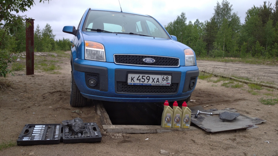 Замена масла в коробке передач — Ford Fusion, 1,4 л, 2008 года ...