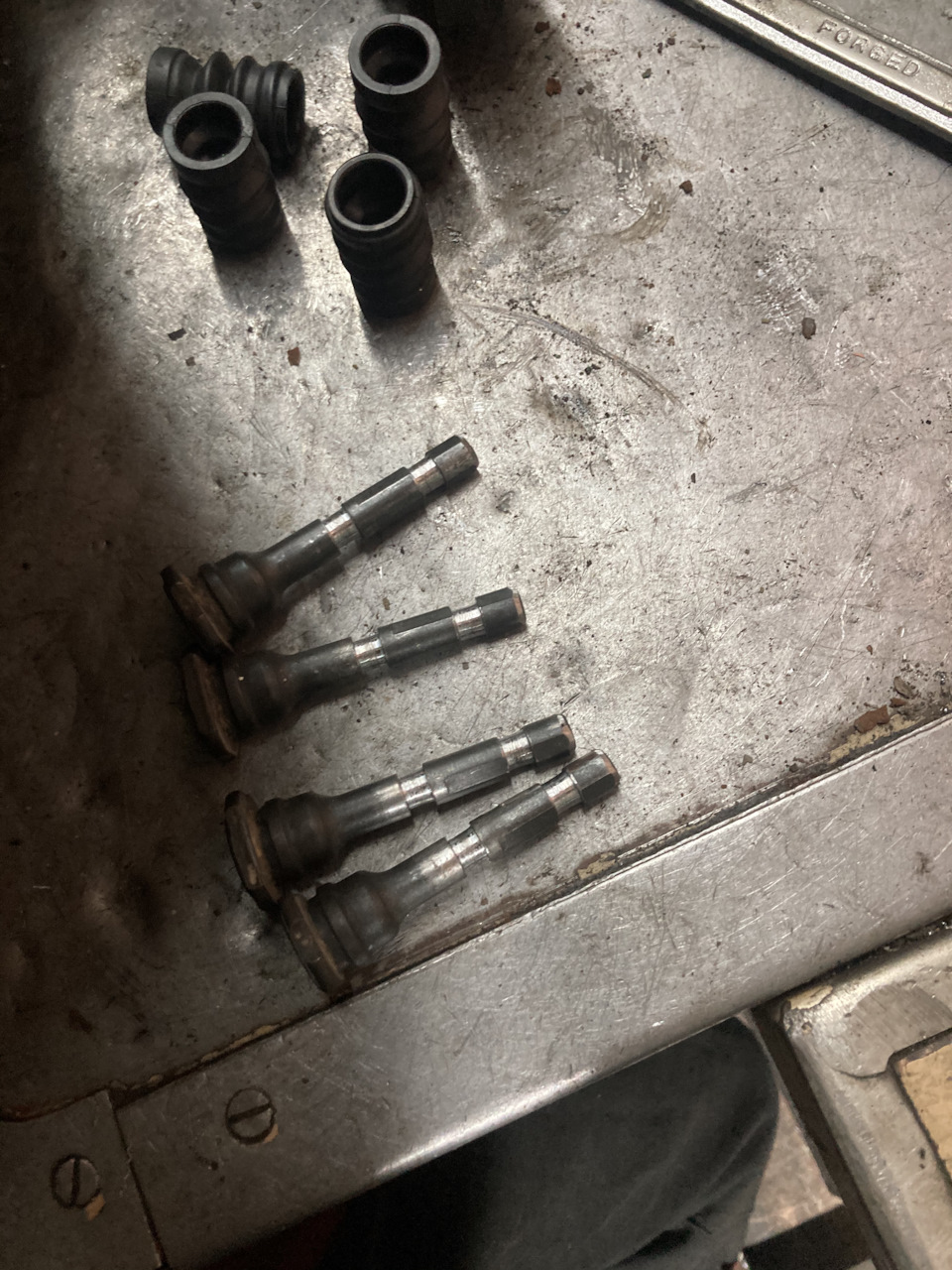 Ремонт суппортов — Daihatsu Boon (1G), 1,3 л, 2006 года | просто так ...