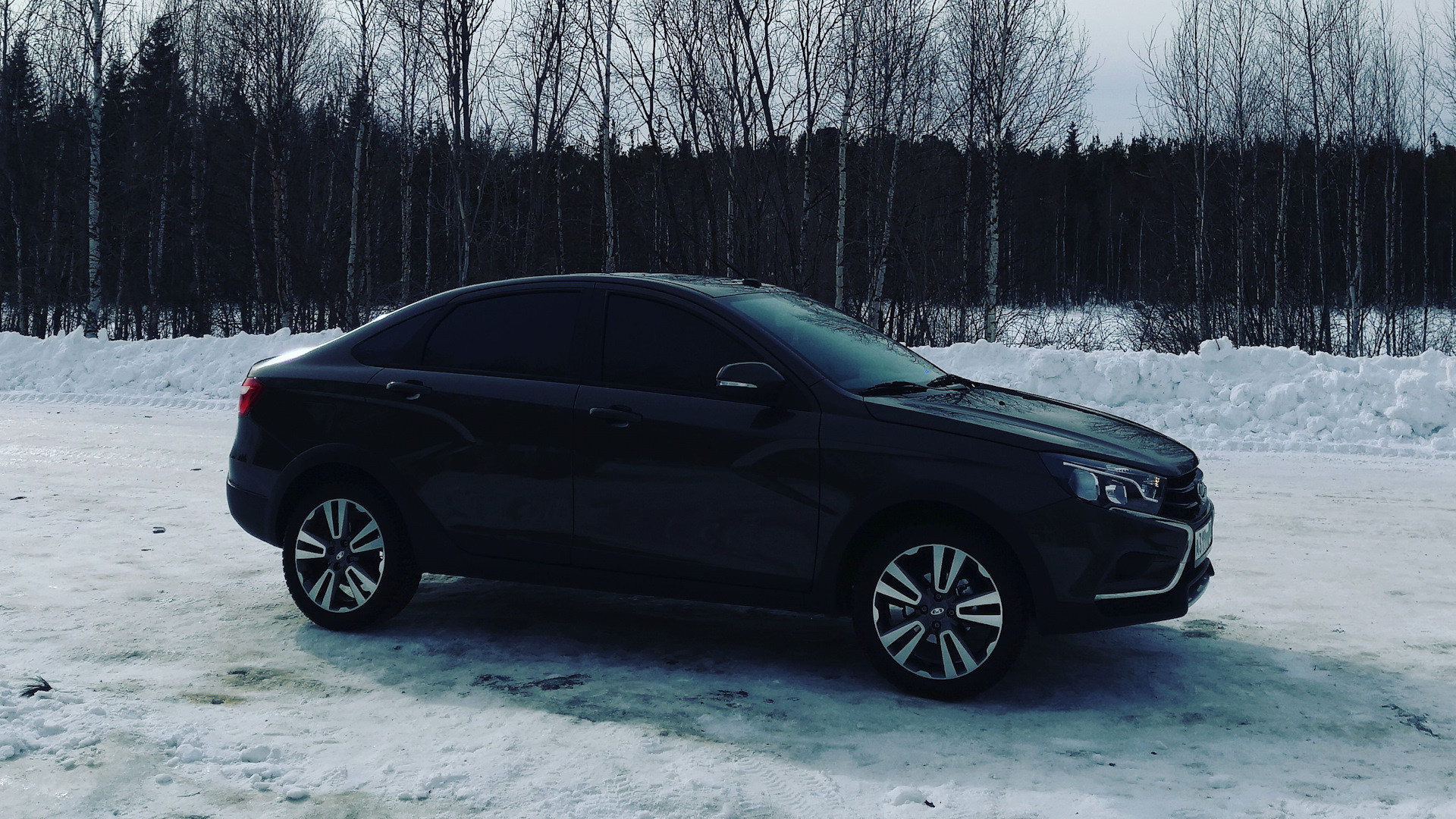 Lada Vesta Чёрная жемчужина