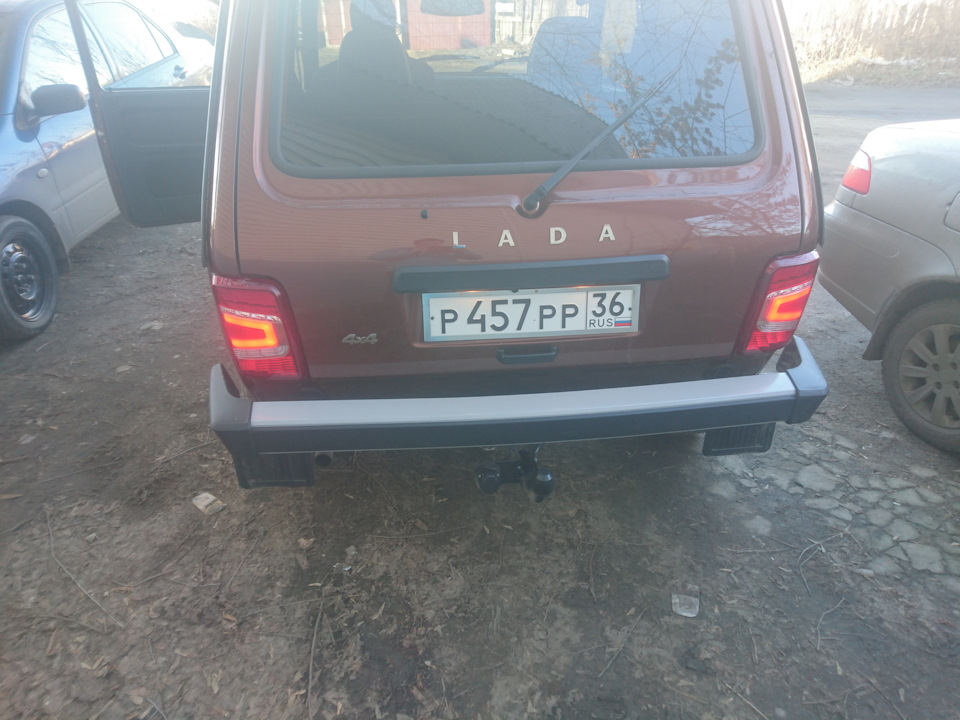 Фары задние на ниву старого образца