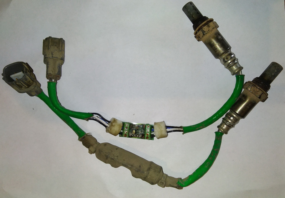 1 и 2я лямбда на субару форестер. Лямбда замена субару. Субару форестера замена лямды. Лямбда замена субару. Лямбда subaru impreza ej154.