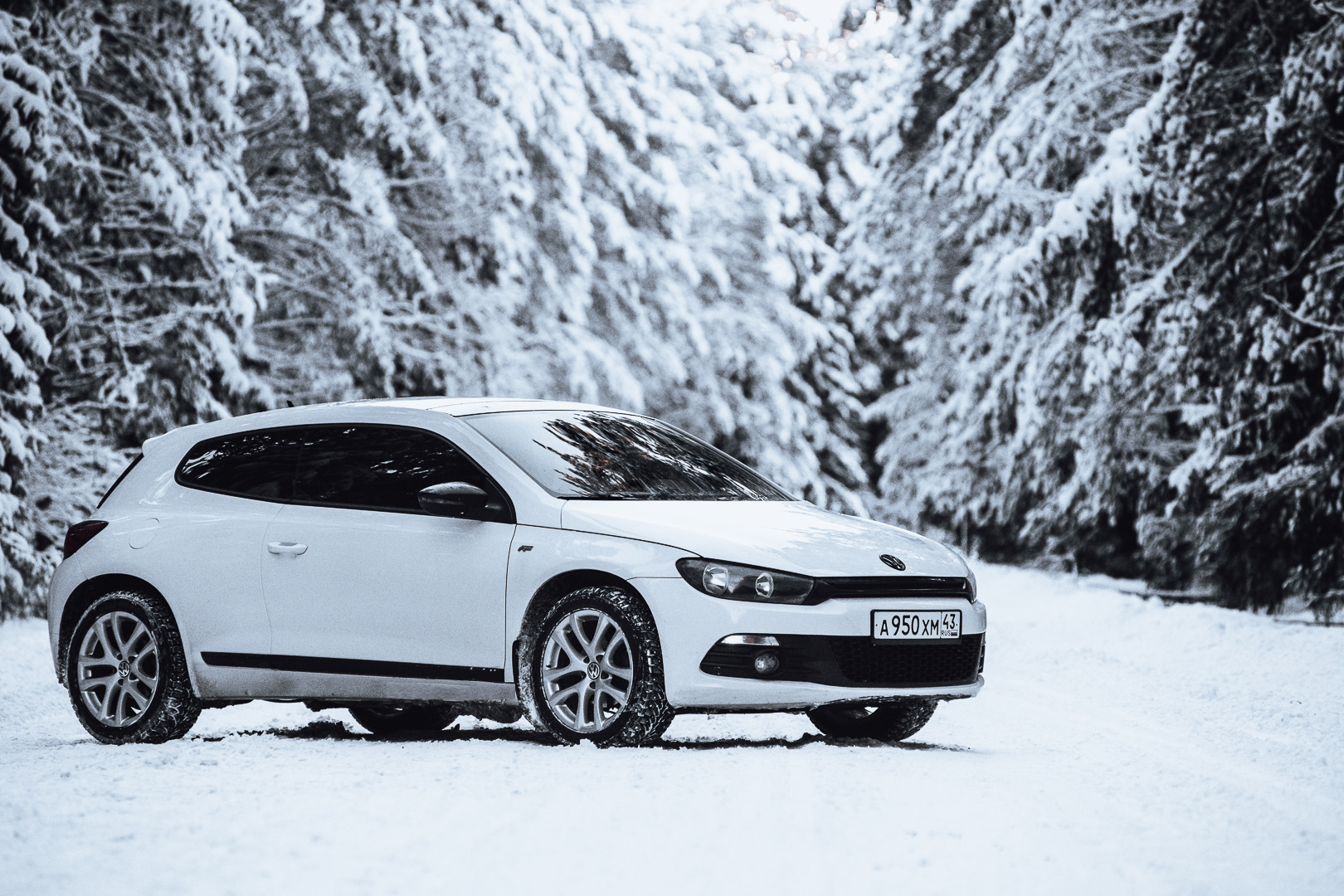 Volkswagen Scirocco РґРµРІСѓС€РєРё