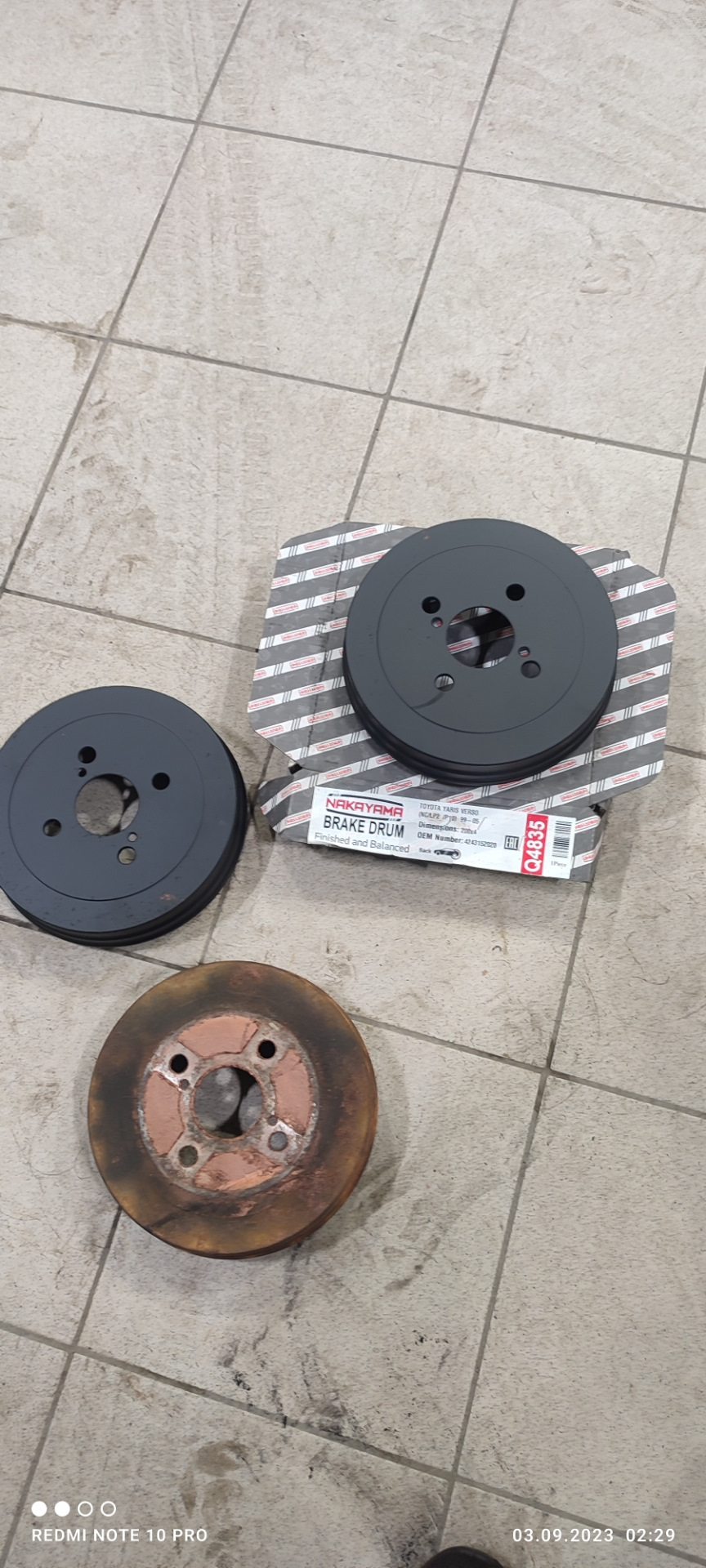 Биение в руль и замена задних фонарей — Toyota Yaris (p1), 1,3 л, 2001 ...