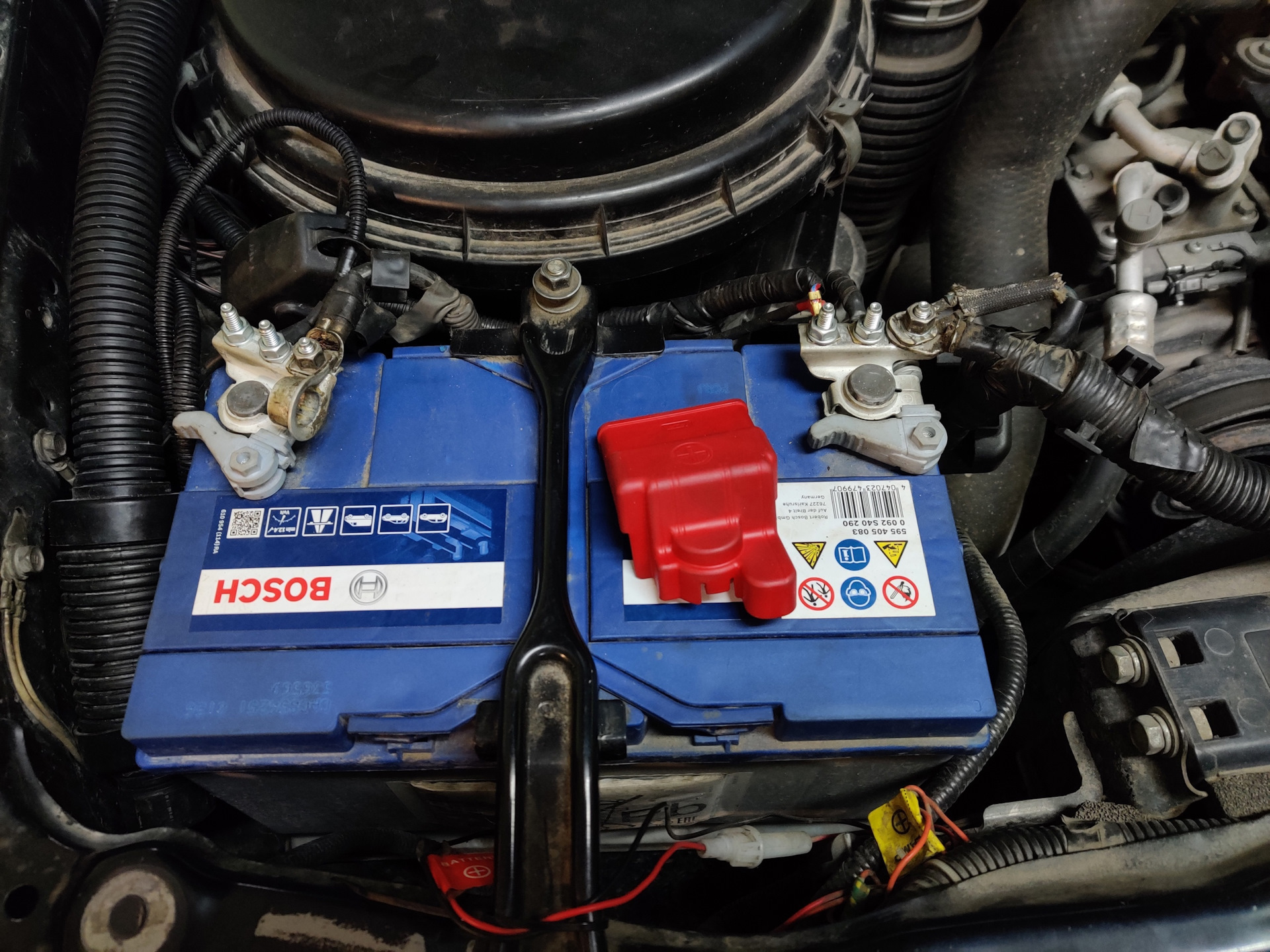 Быстрозажимные клеммы аккумулятора — Toyota Land Cruiser 100, 4,2 л ...