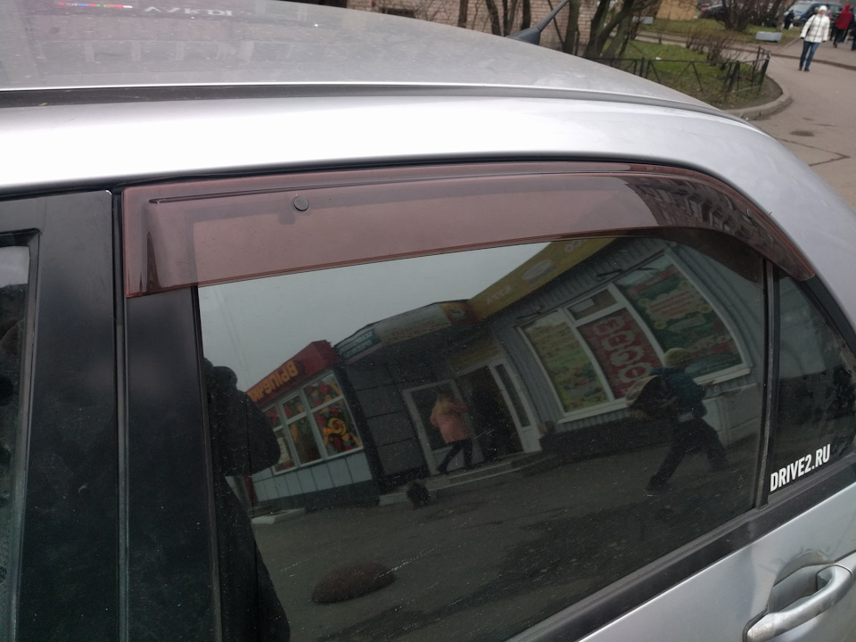 Ветровики на авто митсубиси лансер 9