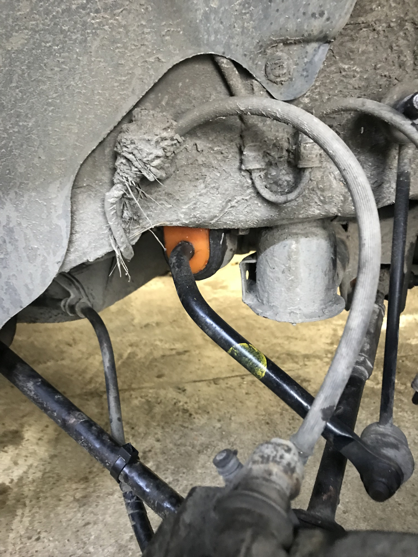 Установка полиуретана — Hyundai Tucson (JM), 2 л, 2010 года | тюнинг ...