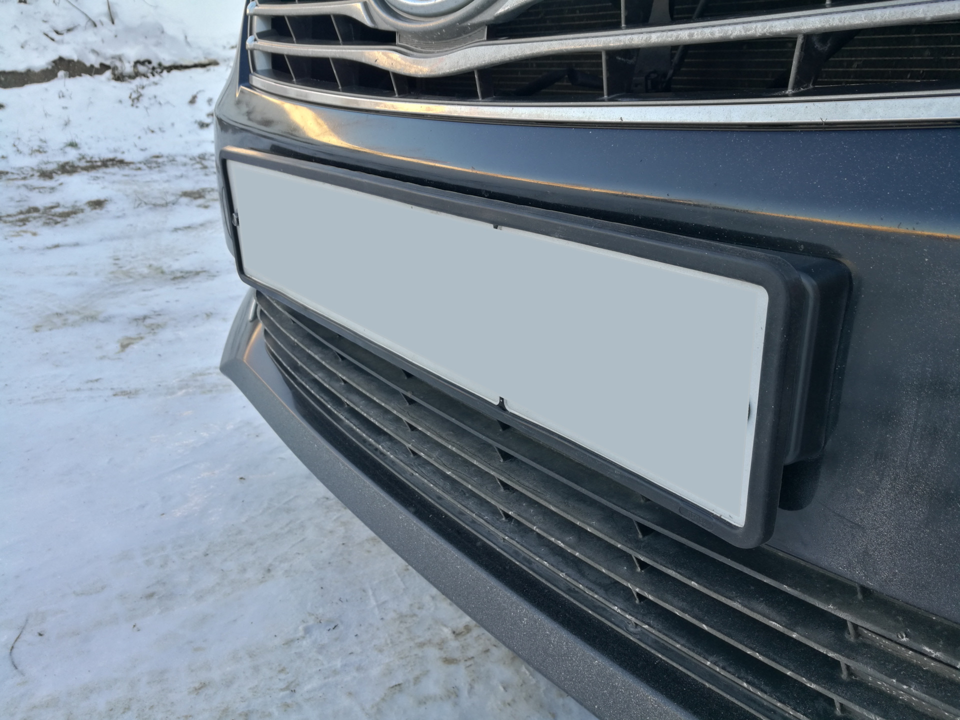 Силиконовые рамки гос.номера ПТП64 — Toyota Camry (XV50), 2,5 л, 2014 ...