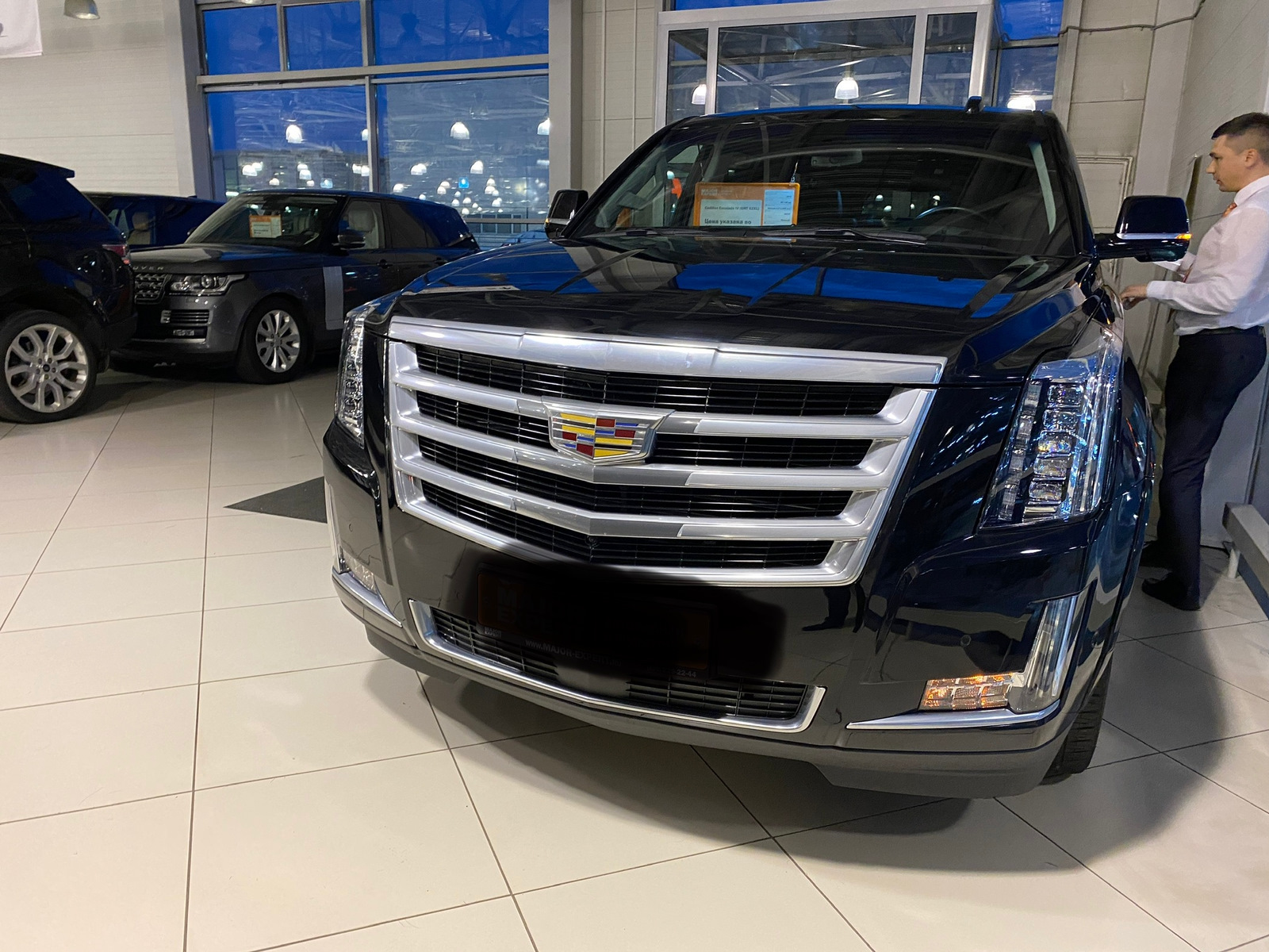 Осмотр Cadillac Escalade за 5 млн у дилера. Запрет или рискнуть! — DRIVE2