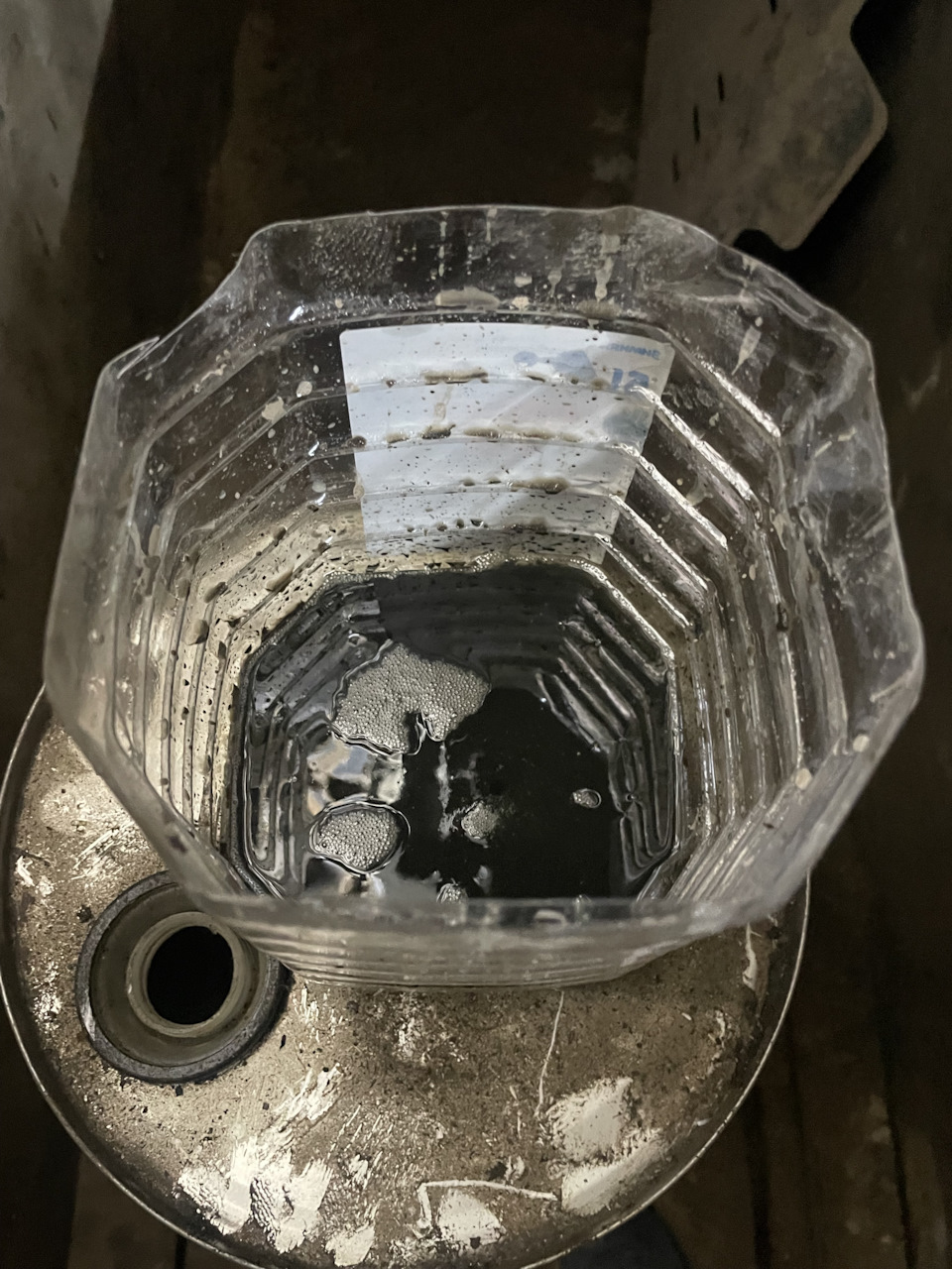 Хотя при продаже сказали, что меняли. Маслу по их словам 3 года или тысяч 20 пробега. Но конечно же это не так. Заменил многое, а вот редуктор и диф как-то забылись — Suzuki SX4 (1G)