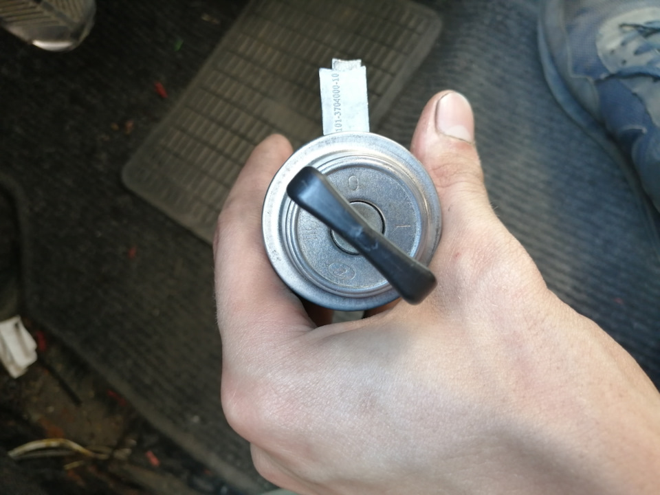 Подклинивает замок зажигания ВАЗ-2107 — DRIVE2