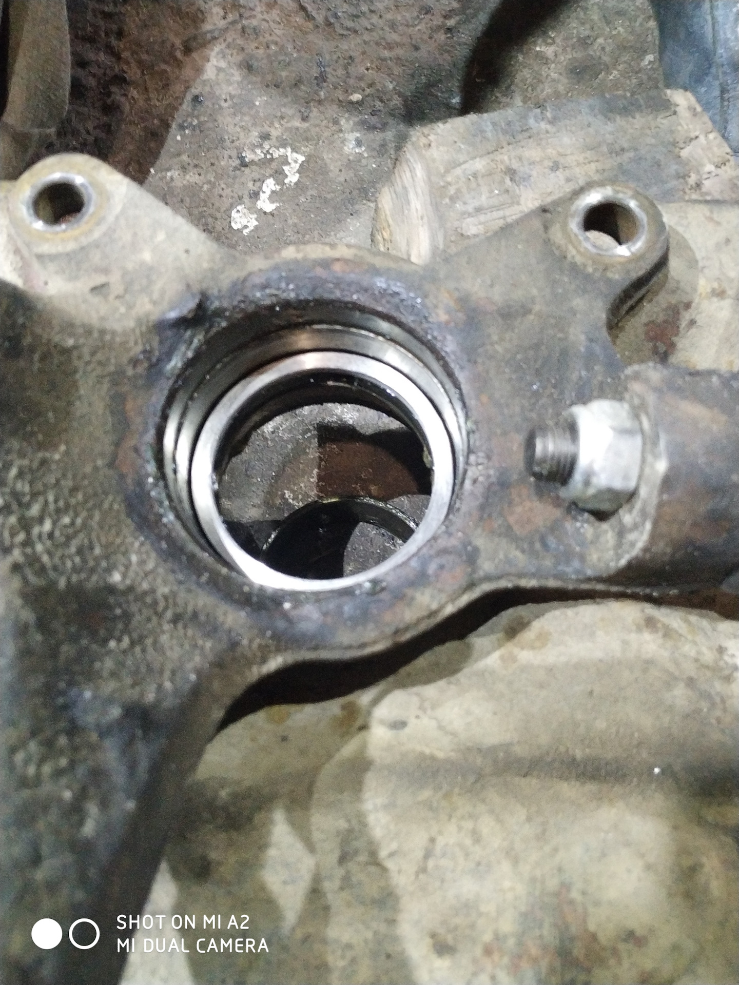 должен ли быть люфт в подшипнике