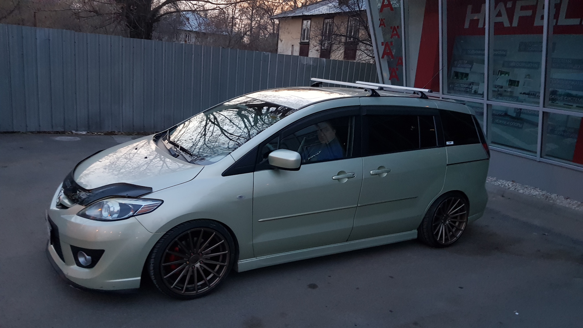 Мазда 5 диски. Mazda 5 Wild van 2.3. Mazda 5 Wild van. Mazda 3 2.5. Мазда 5 шины.