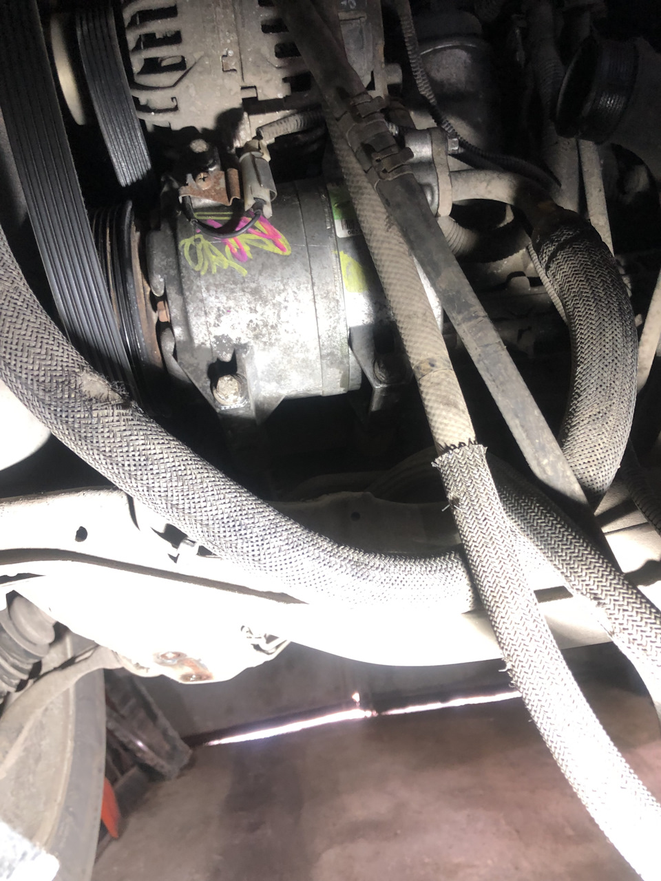 Фото в бортжурнале Volvo XC90 (1G)